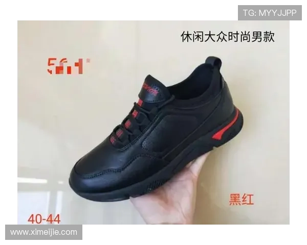 足球明星的时尚风潮西装搭配小白鞋引领潮流新风尚